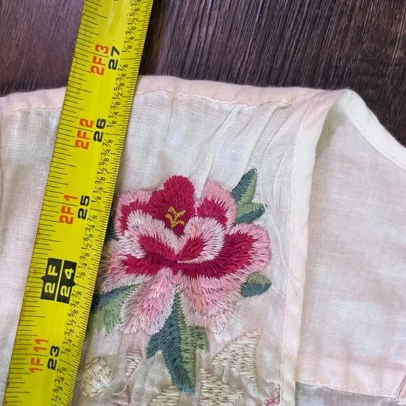 3J Workshop Johnny Was Embroidered Floral Boho Top Medium - Picture 5 of 6